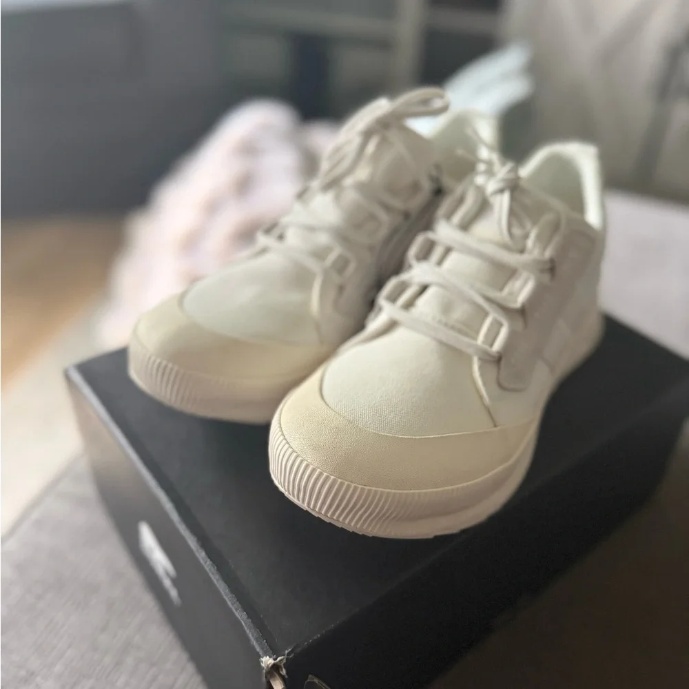 Sorel Women's Off-White Cream Knit Sneakers